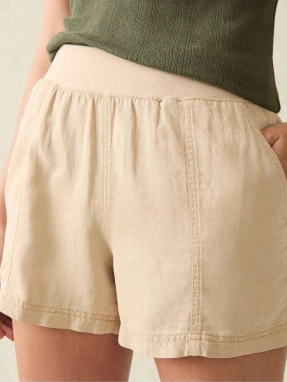 Faherty Linen Blend Arlie Pull On Short in Safari Tan